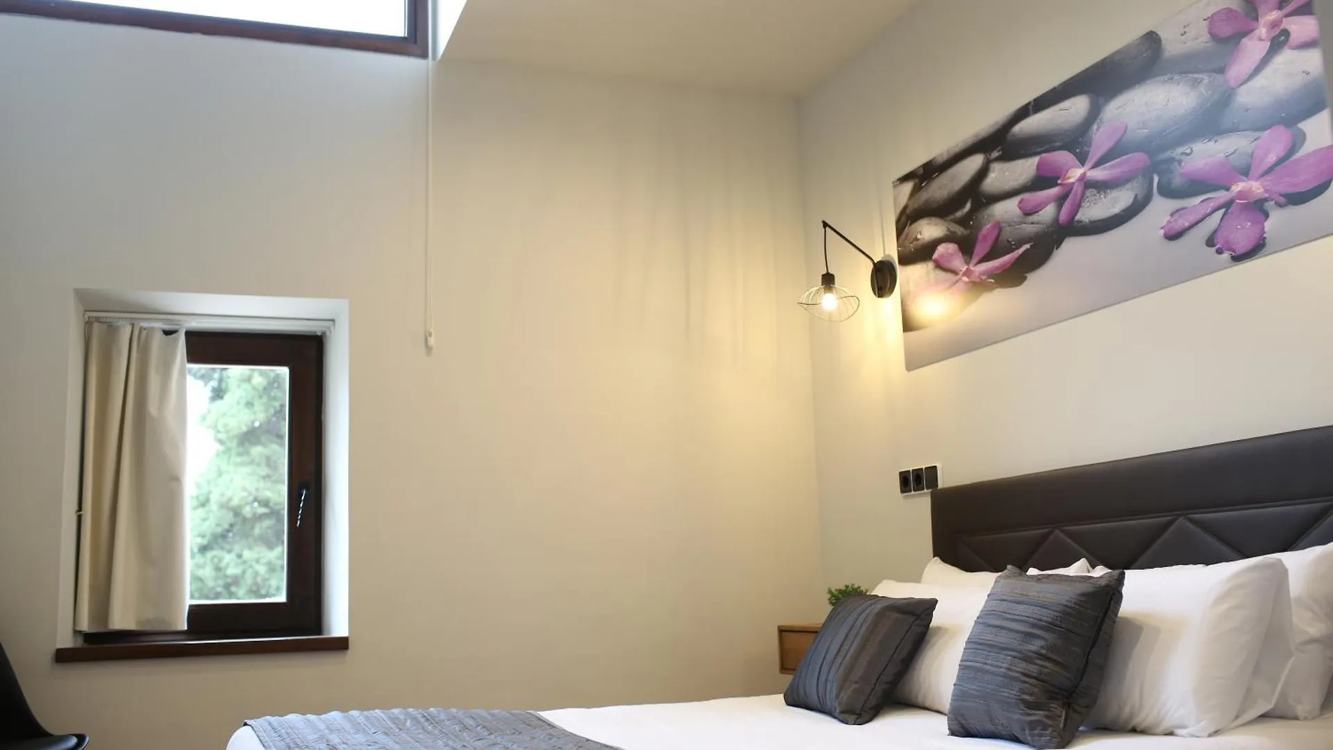 Guest house Priorat Boutique Hotel Llorenc del Penedes